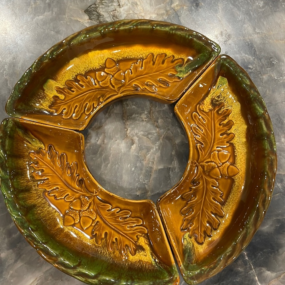 California Pottery # 269 Circular Hors d’oeuvre Dishes Tray